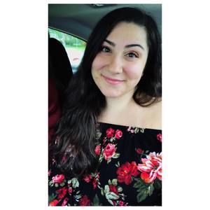 Meet your Posher, Sarina